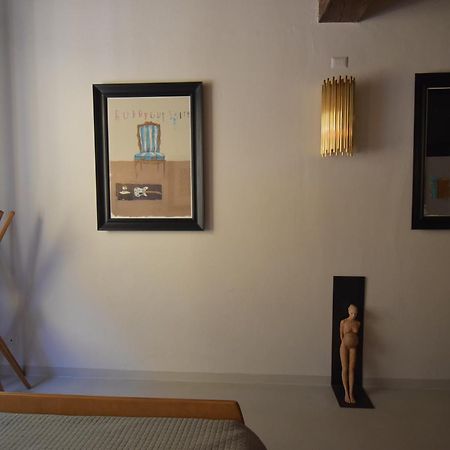 לינה וארוחת בוקר פיאטרה סנטה 50Mt Dal Duomo - Casa Amasia מראה חיצוני תמונה
