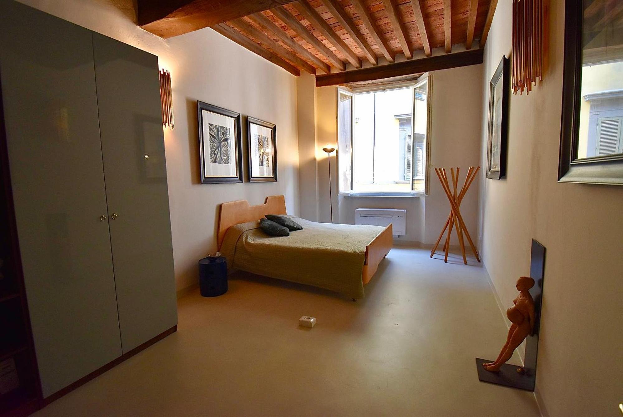לינה וארוחת בוקר פיאטרה סנטה 50Mt Dal Duomo - Casa Amasia מראה חיצוני תמונה