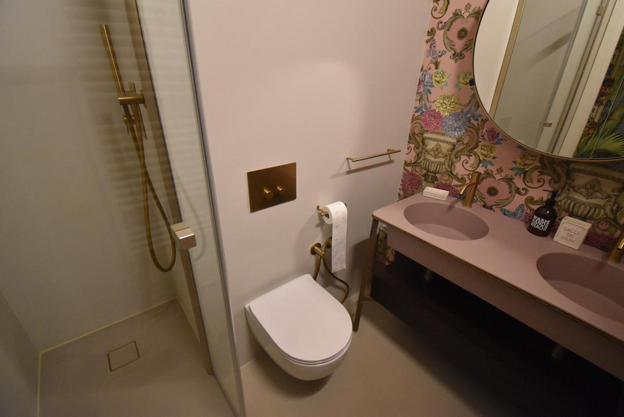 לינה וארוחת בוקר פיאטרה סנטה 50Mt Dal Duomo - Casa Amasia מראה חיצוני תמונה